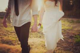 老公出轨了该怎么挽回？看看这些方法！